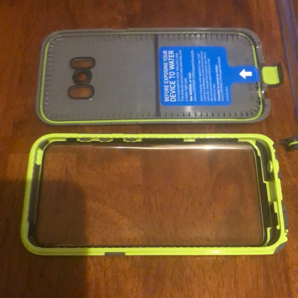 Samsung s8 lifeproof case
